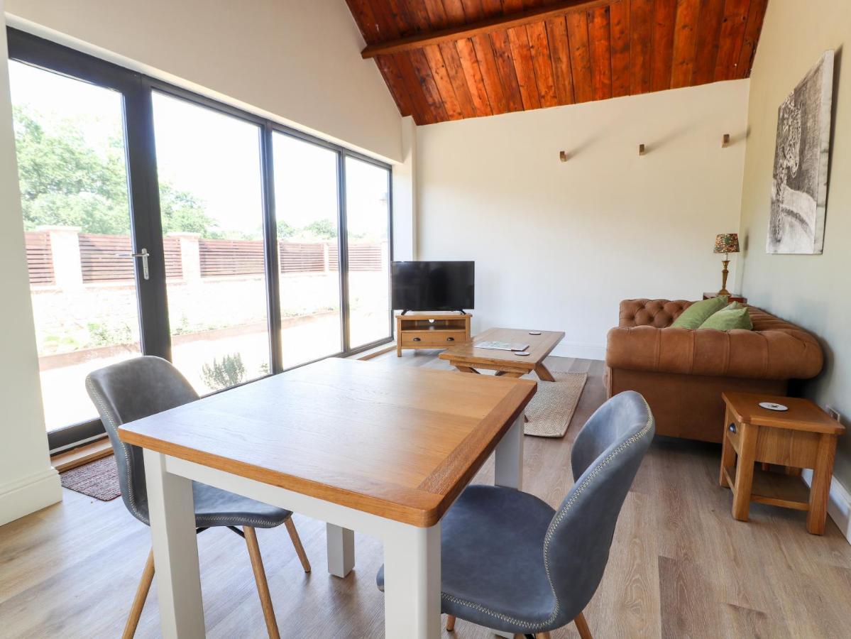 Swallow Cottage Sandbach Kültér fotó